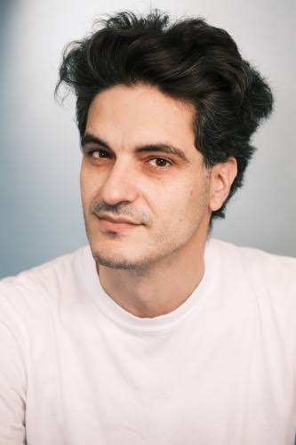Adrian Lepadatu actor invitado desde Rumanía